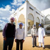 09310517sikhww2